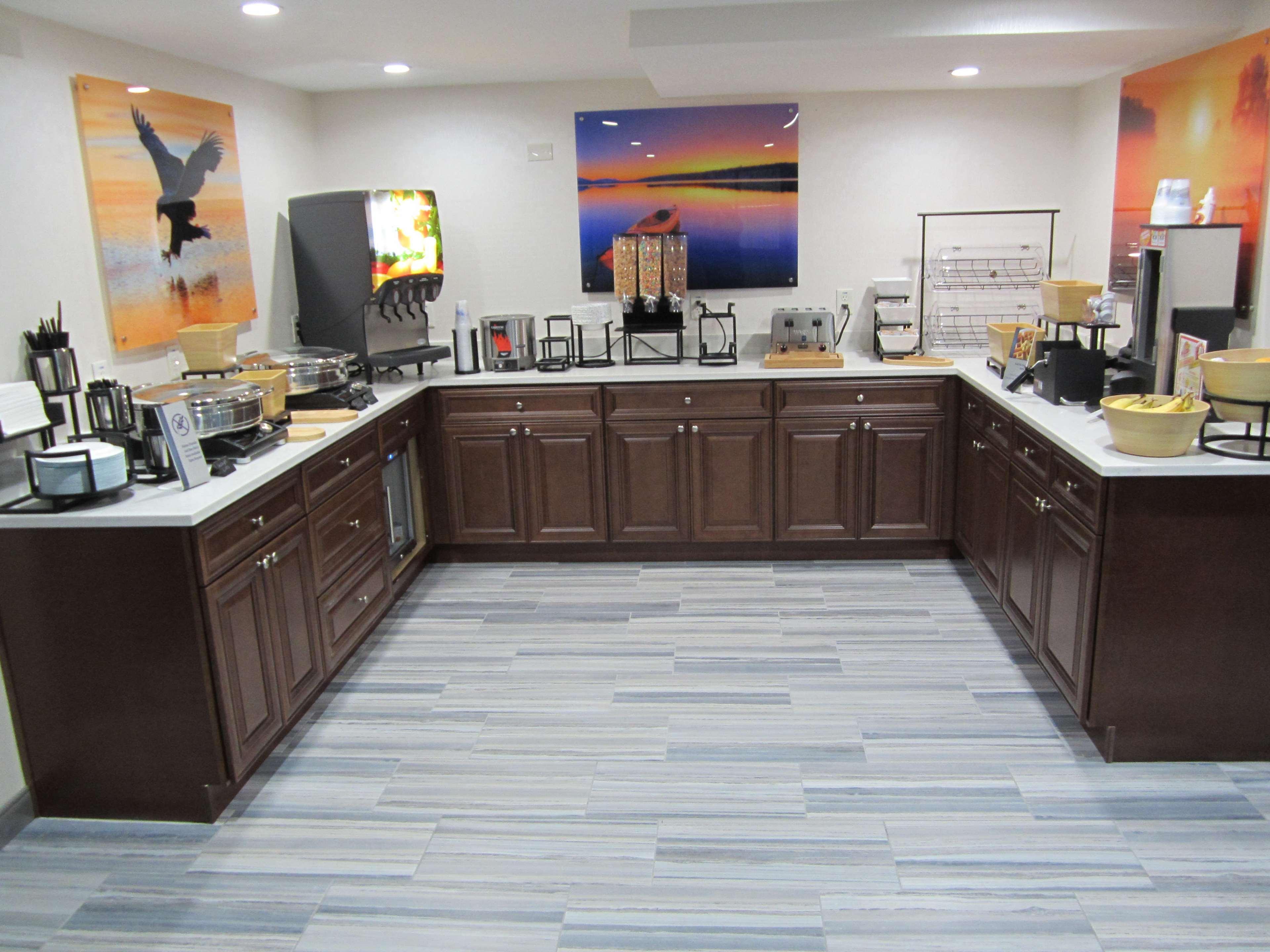 Best Western Atlanta-Marietta Ballpark Hotel Waterford Ngoại thất bức ảnh