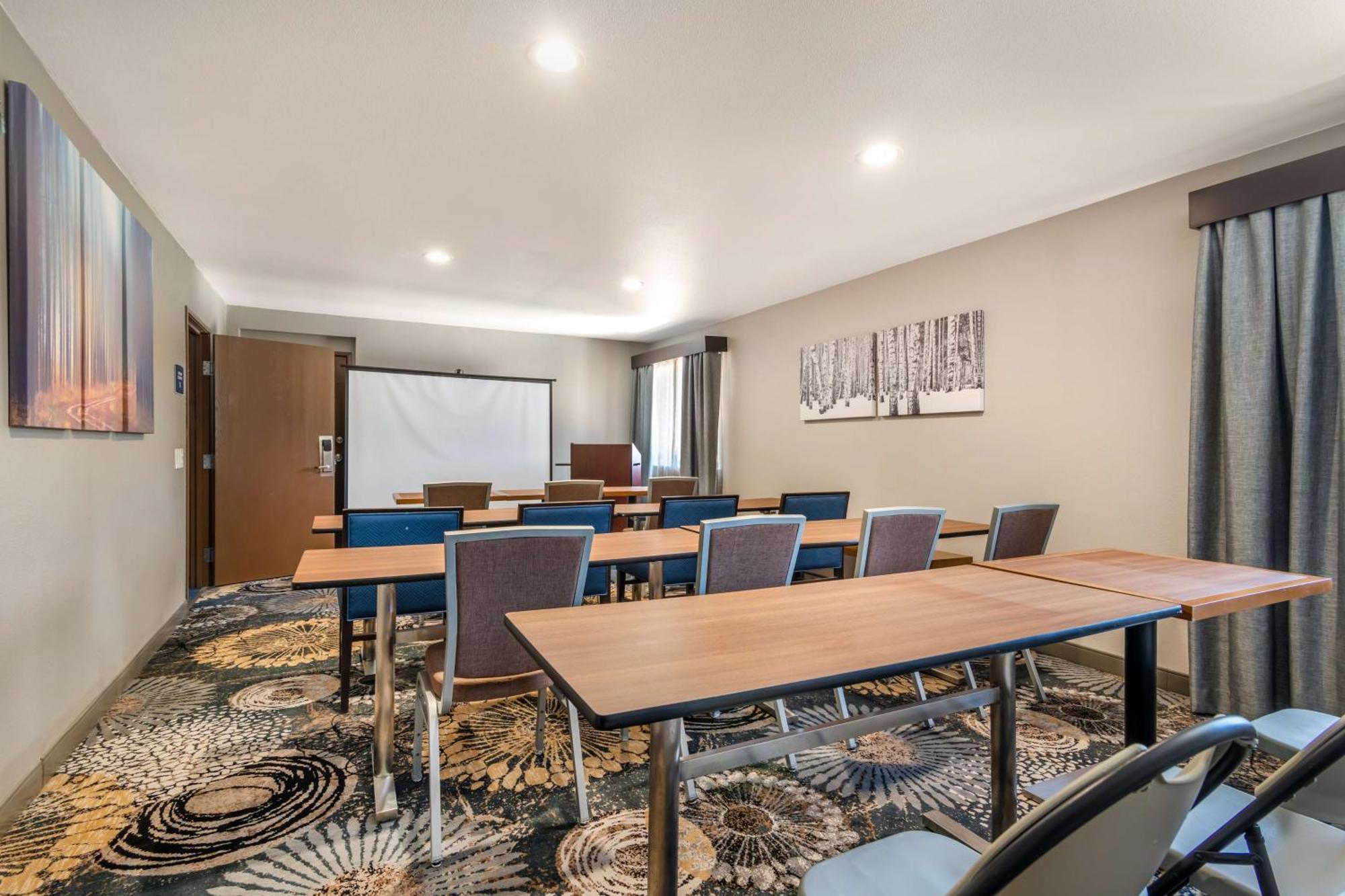 Best Western Atlanta-Marietta Ballpark Hotel Waterford Ngoại thất bức ảnh
