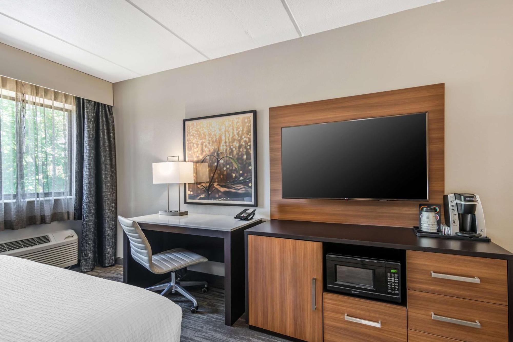 Best Western Atlanta-Marietta Ballpark Hotel Waterford Ngoại thất bức ảnh