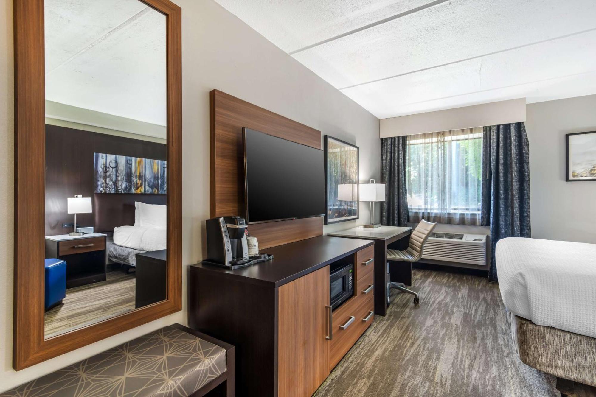 Best Western Atlanta-Marietta Ballpark Hotel Waterford Ngoại thất bức ảnh