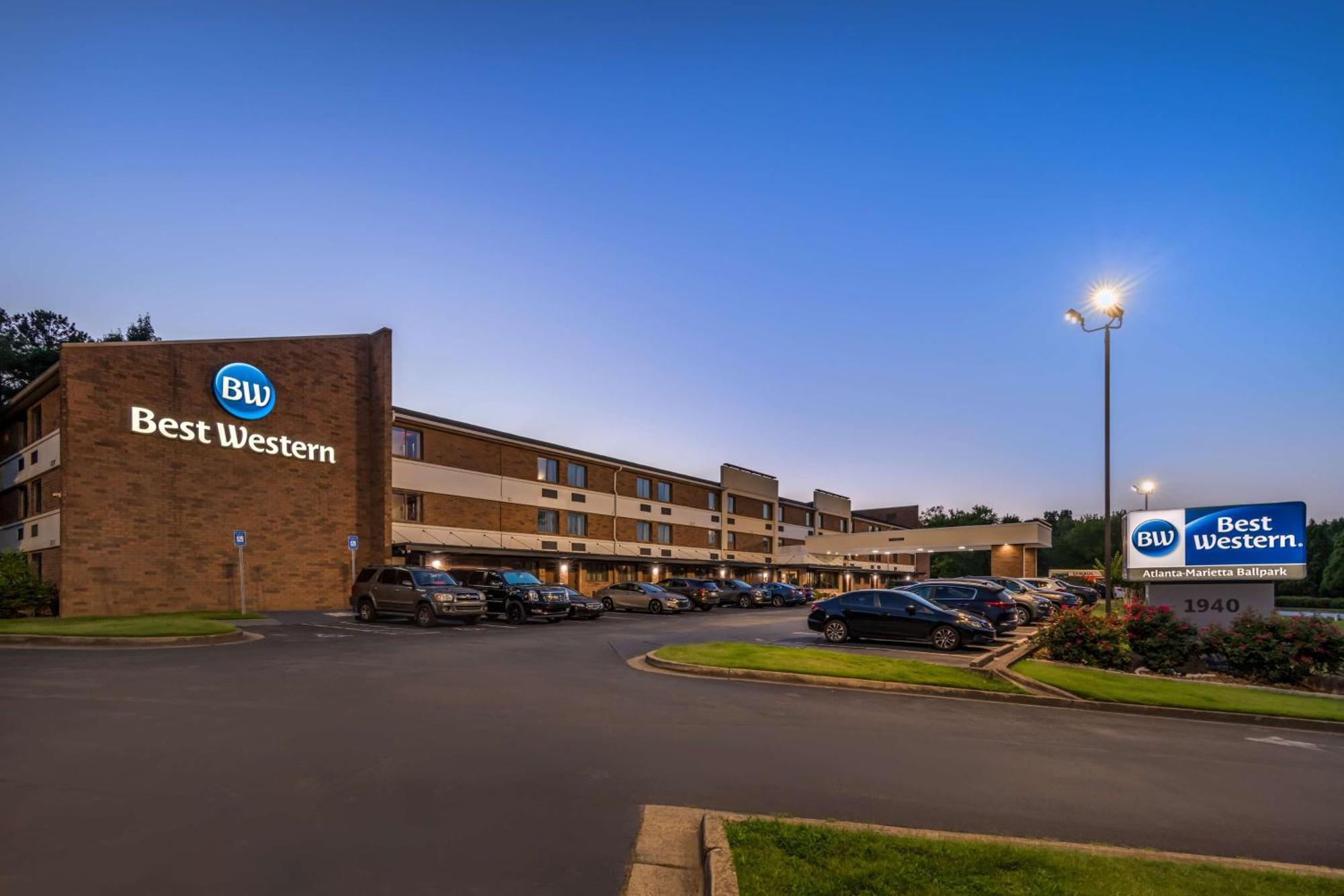 Best Western Atlanta-Marietta Ballpark Hotel Waterford Ngoại thất bức ảnh